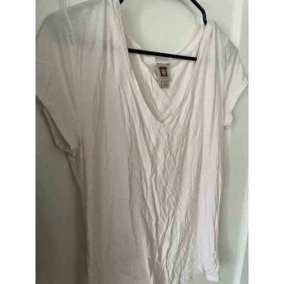 Anne Klein Women's size Small White T-Shirt - Picture 2 of 7